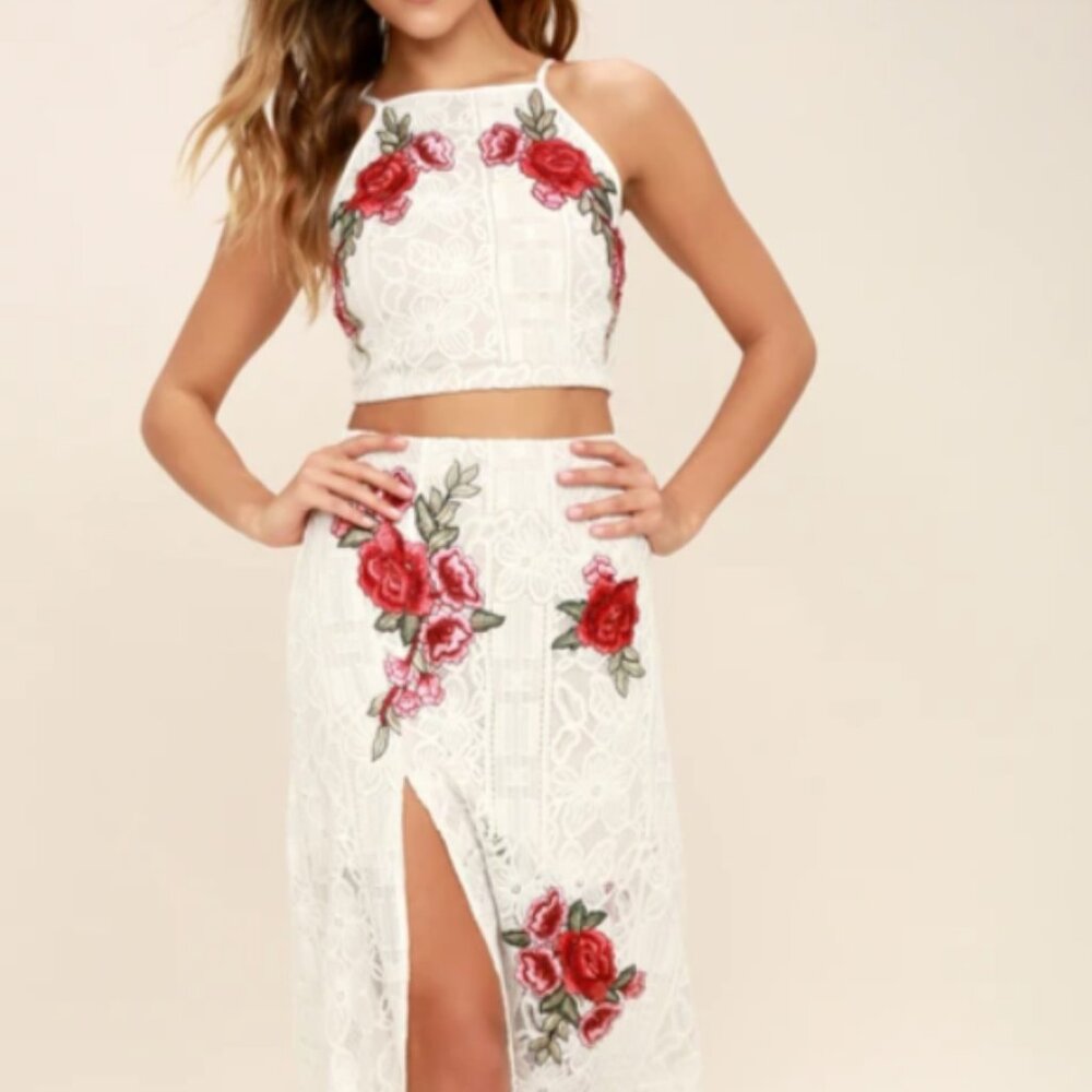 NWOT - Lulus Take a Vow  Ivory Lace Two-Piece Maxi - Size Small